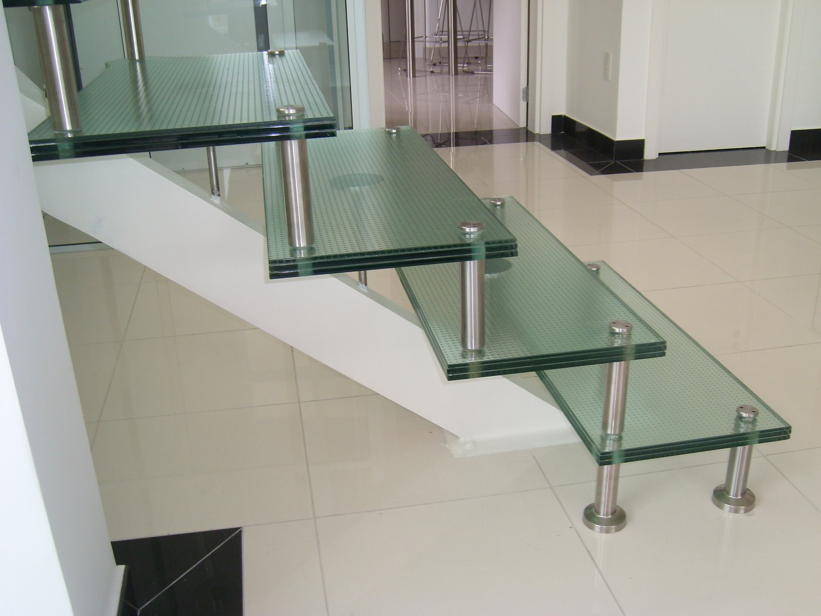 Escada - Vidrotec Door