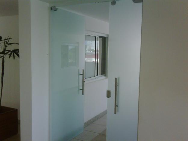 Porta Pivotantes - Vidrotec Door